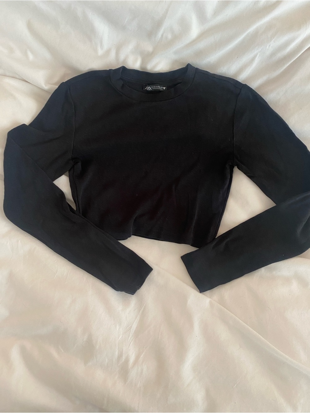Zara cropped black long sleeve